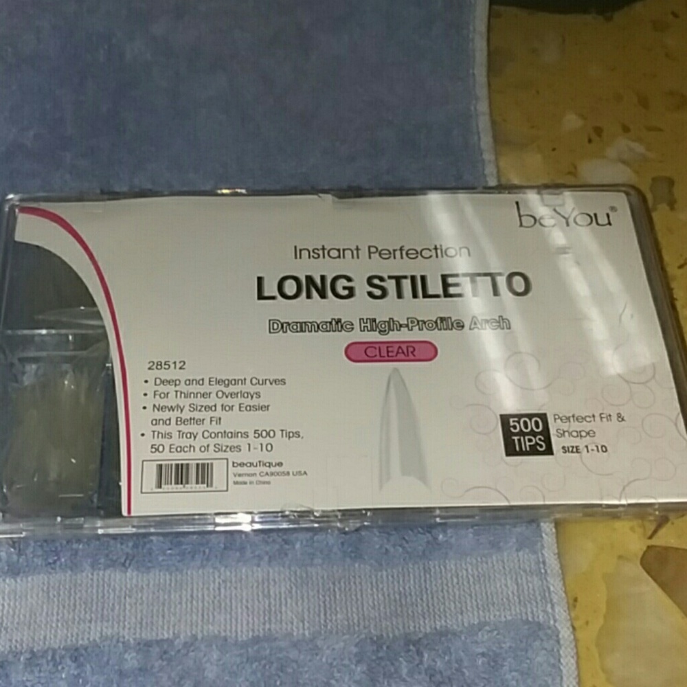 Nib stiletto nail tips